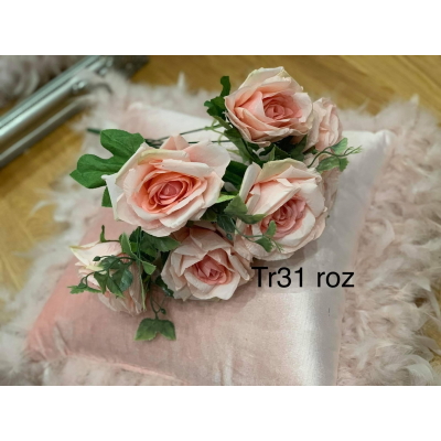 Buchet 7 capete diametru 12 cm  trandafiri cod tr31 roz
