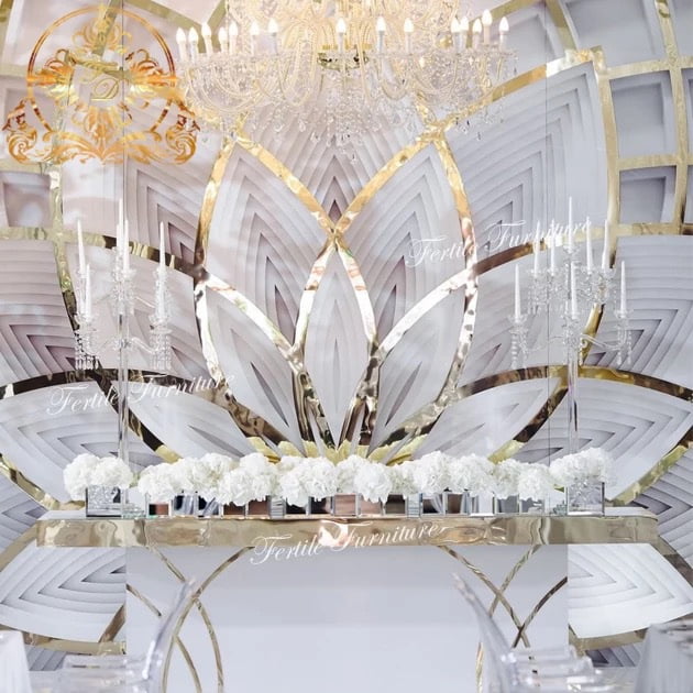 Panou decoraiv sala de nunti LOTUS mic auriu 2.3m inaltime x 3.3 m latime