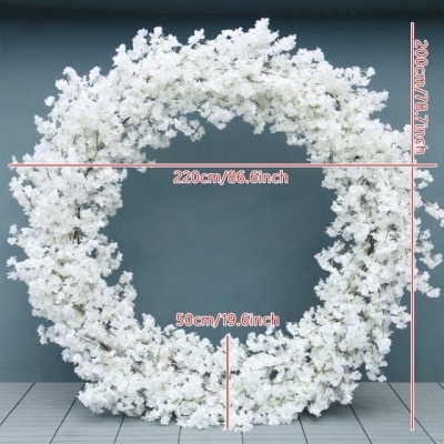 Arcada cerc decorata cu flori albe contur