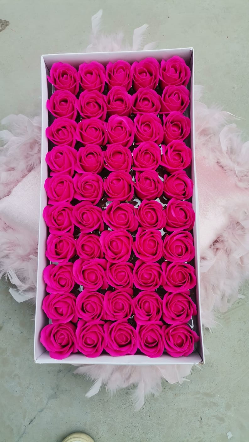 Trandafiri de sapun 50 cap 5 cm superparfumati premium roseo